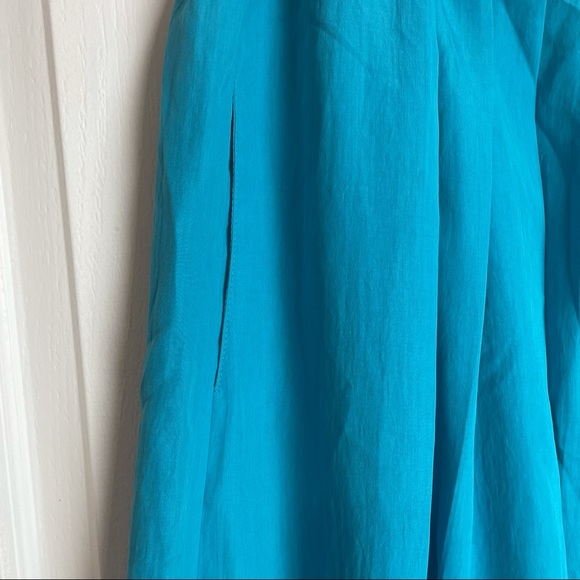 90’s High Waisted Shorts - Picture 6 of 8